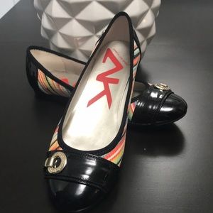Anne Klein Black & multicolored ballet flats 6.5M